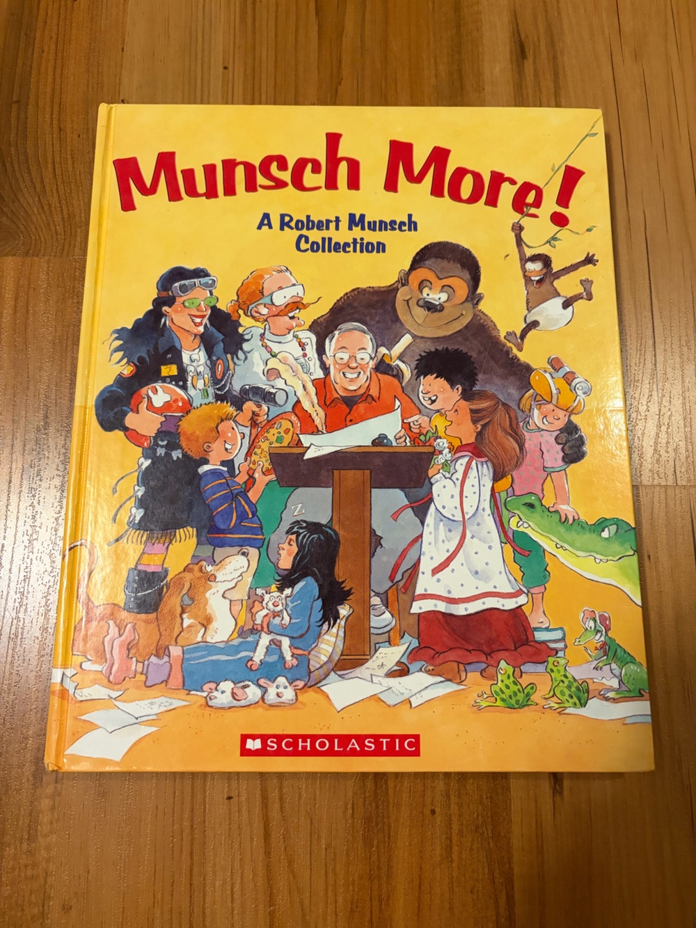 Scholastic Yellow and Red "Munsch More!" Illustrated Collection